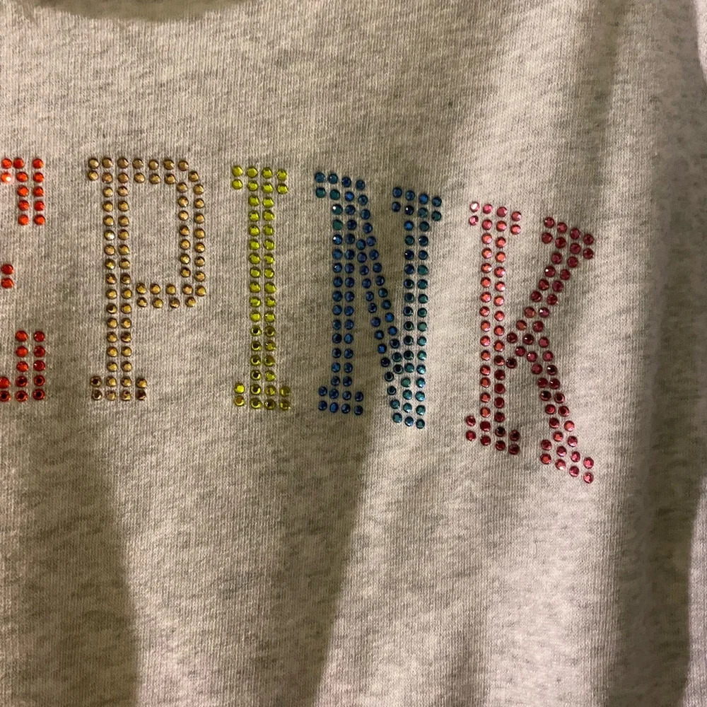 Vs pink rhinestone bling cropped sweatshirt X-small NWOT - Picture 3 of 7